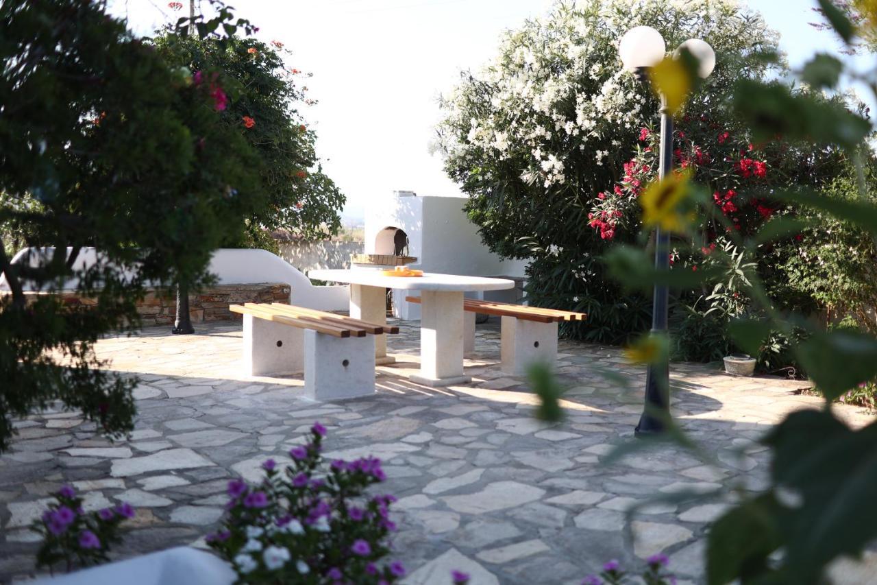 Relaxing Mikri Vigla, Naxos Mikri Vigla
